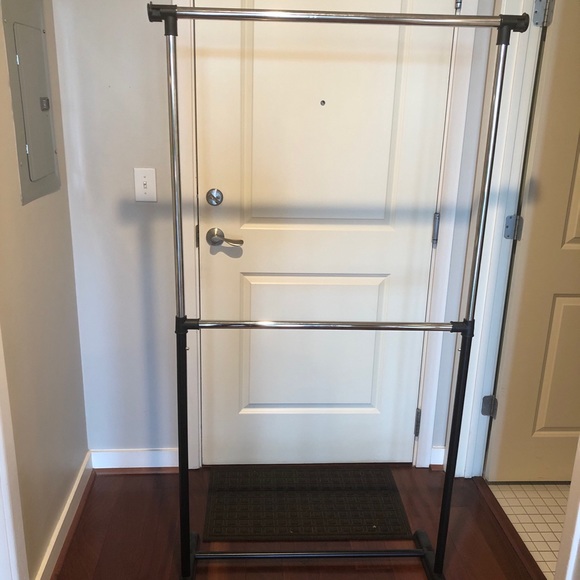 Lightweight and durable Mobile Closet - Picture 2 of 5